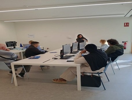 El Consell Comarcal del Baix Empordà tanca el programa SIOAS 2025 amb un 55% d'inserció laboral i anuncia la nova edició per al 2026